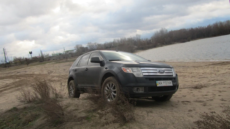 Ford Edge 3.5 AWD 2