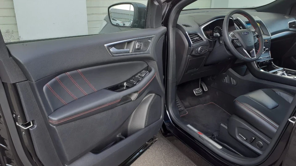Ford Edge Справжній ST-line 3