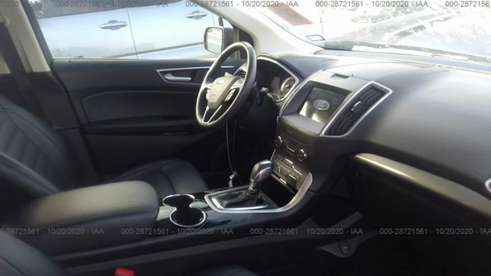 Ford Edge SEL 2.0 Mroon 5