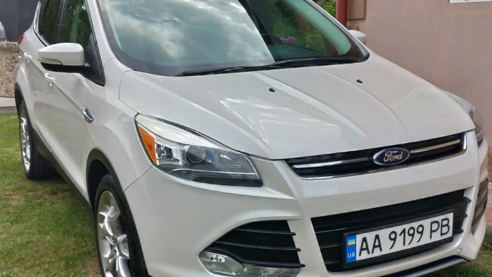 Ford Escape 2