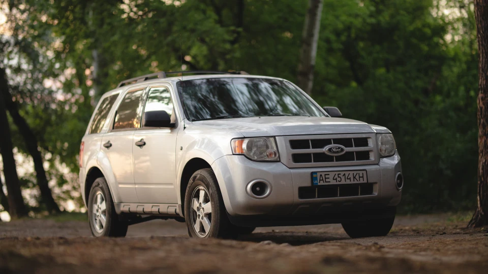 Ford Escape 2