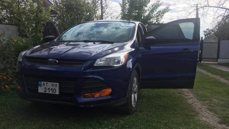 Ford Escape 2