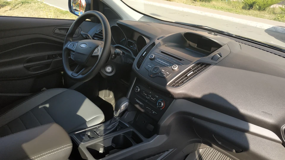Ford Escape 2