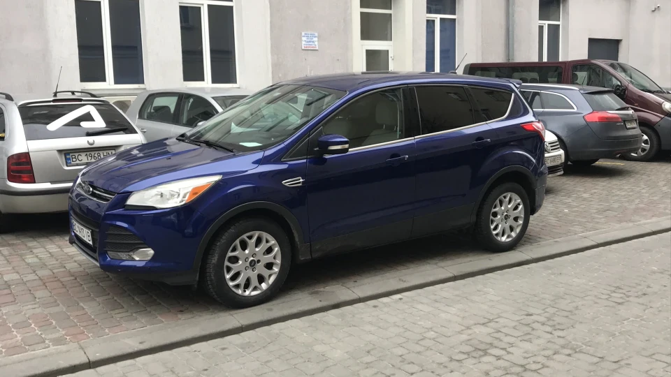 Ford Escape 2