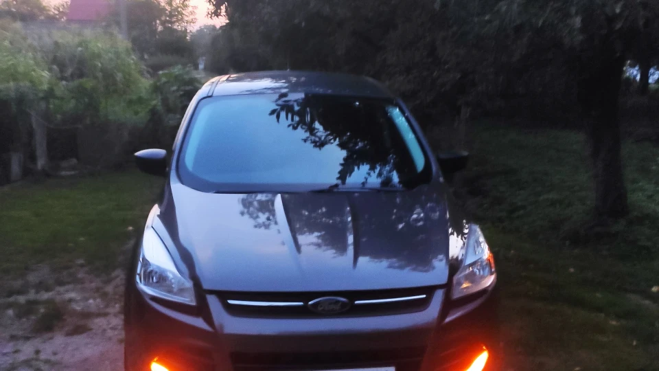 Ford Escape 2
