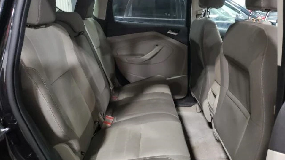 Ford Escape 2.0 ecoboost awd 5