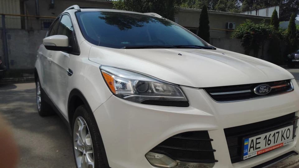 Ford Escape 2.0 ecoboost білий платина 3
