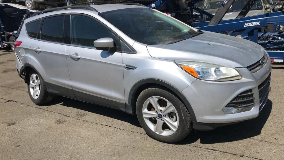 Ford Escape 2.0 ecoboost 5