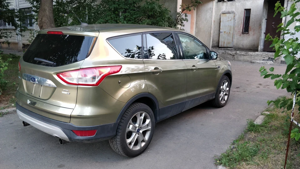 Ford Escape EcoBoost 2