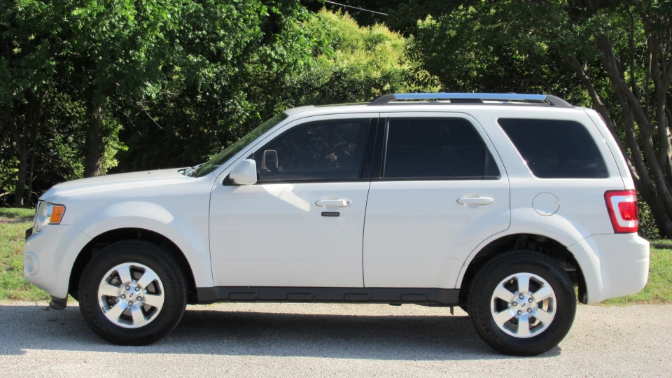 Ford Escape Lim 3