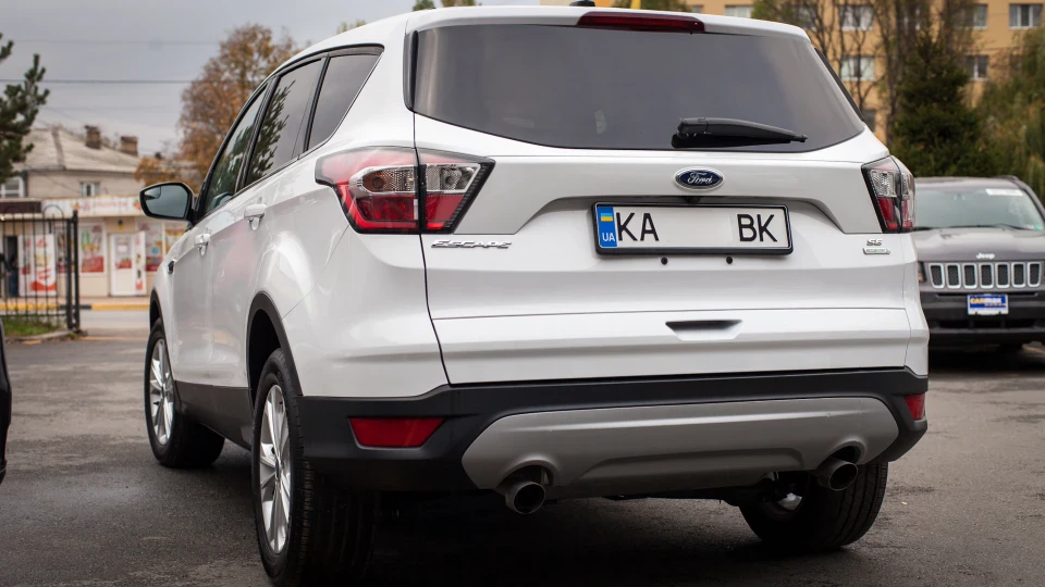 Ford Escape Panda 3