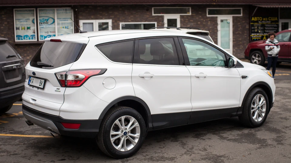 Ford Escape Panda 4