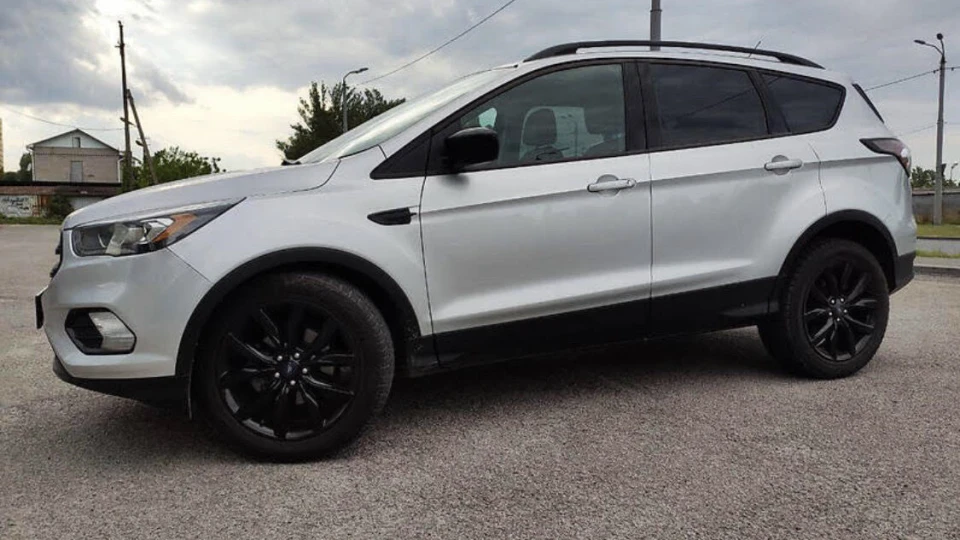Ford Escape Sport Appearance Package 2