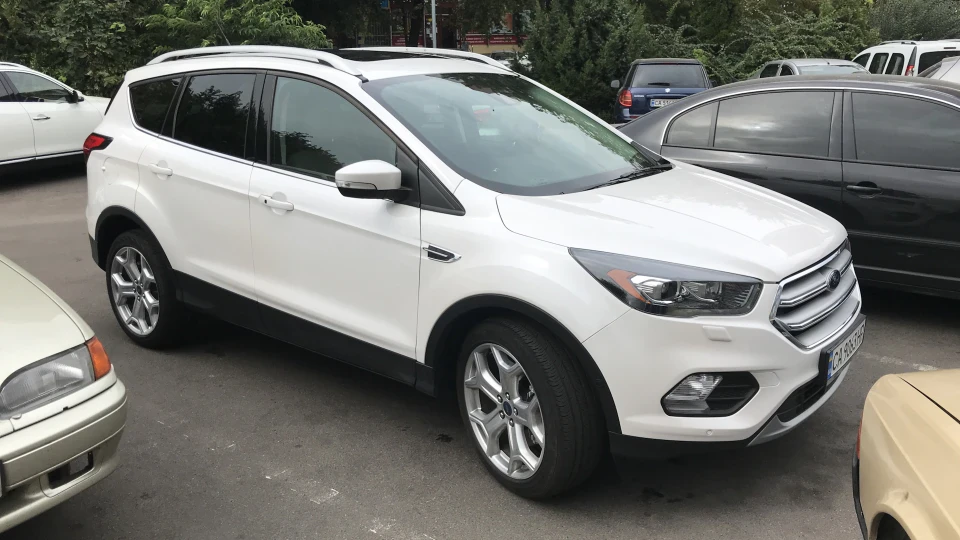 Ford Escape Titanium 2
