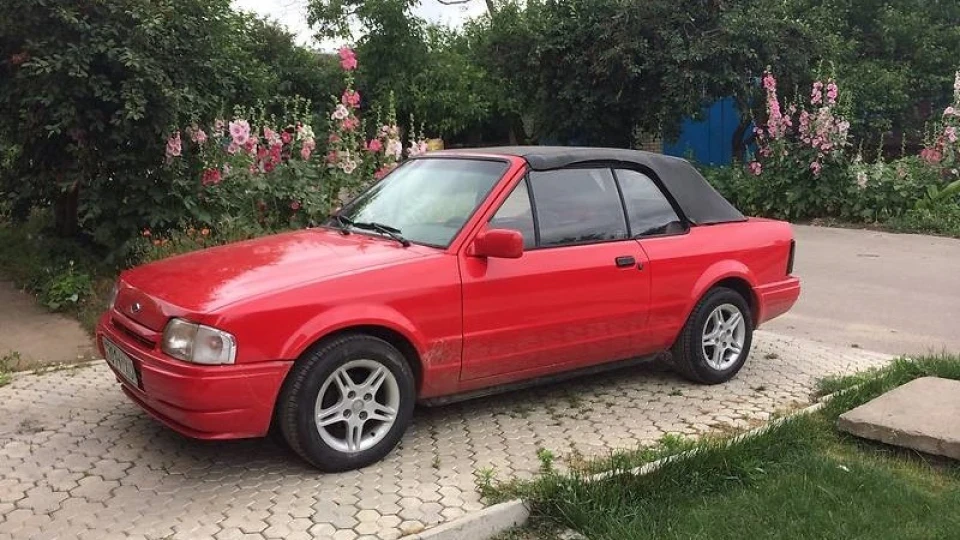 Ford Escort 2