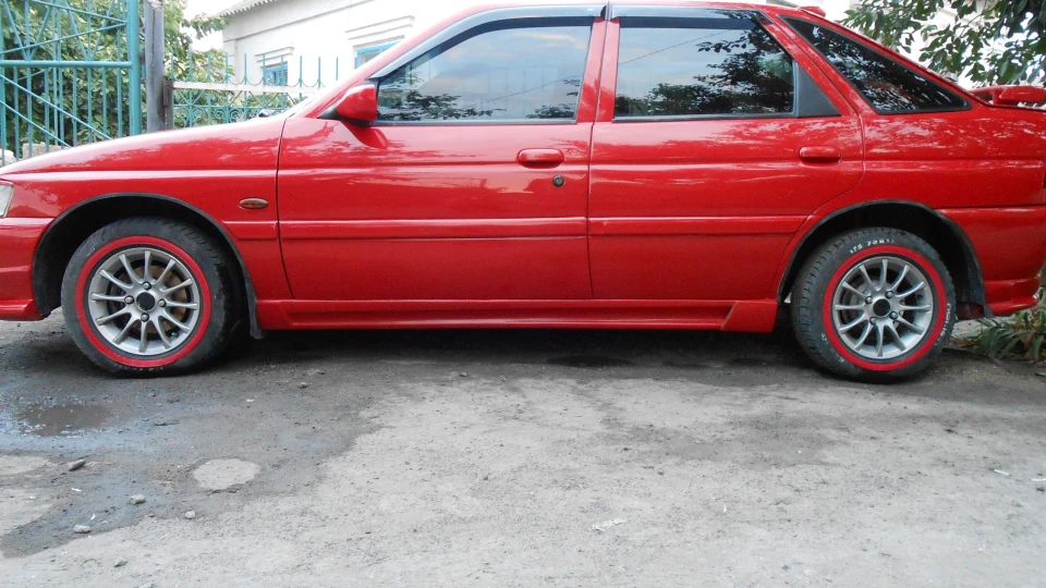 Ford Escort 2