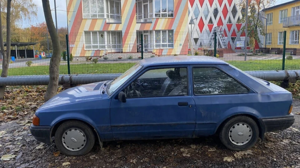 Ford Escort 2