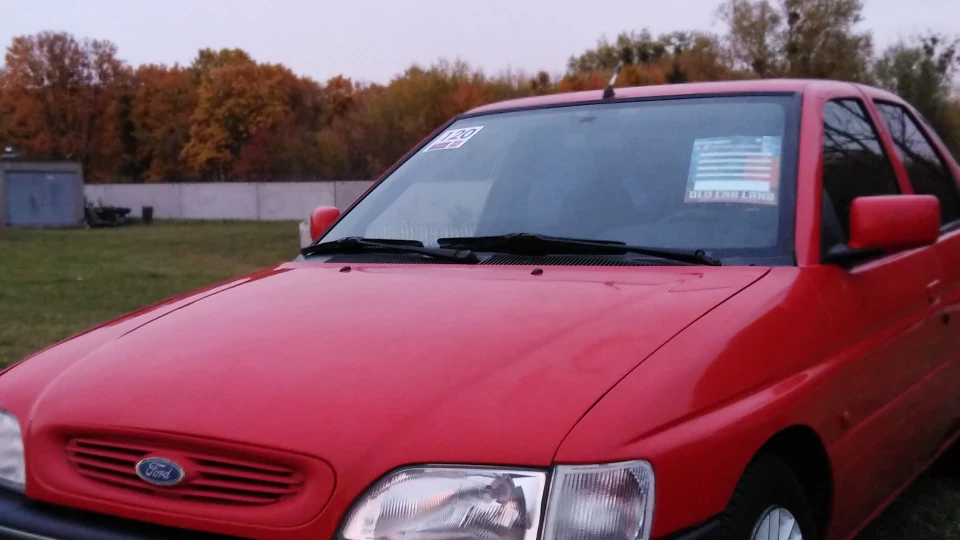Ford Escort 2