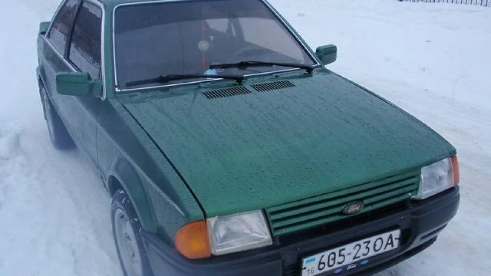 Ford Escort 2