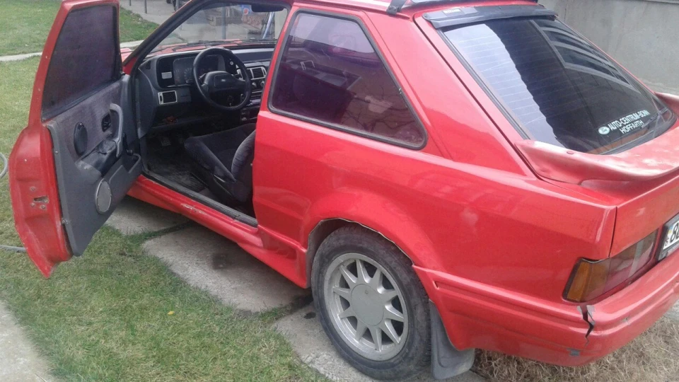 Ford Escort 5