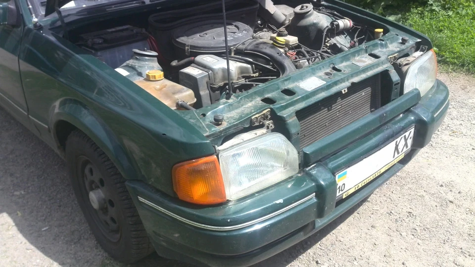 Ford Escort 2