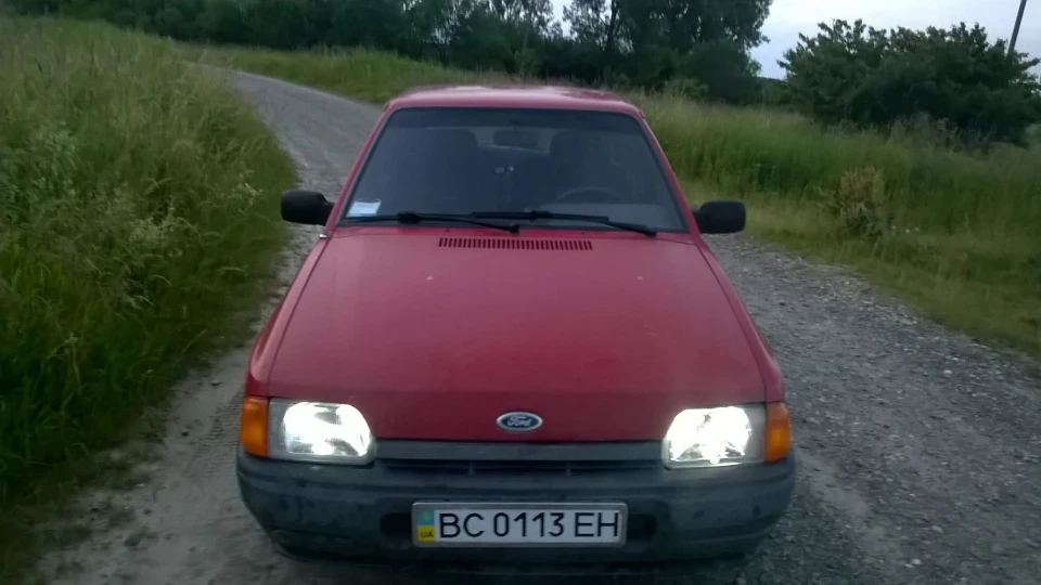 Ford Escort 2