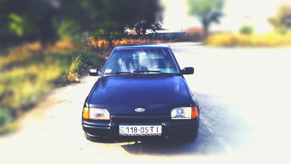 Ford Escort 2