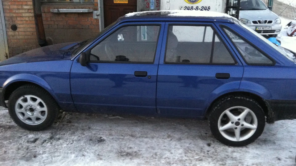Ford Escort 2