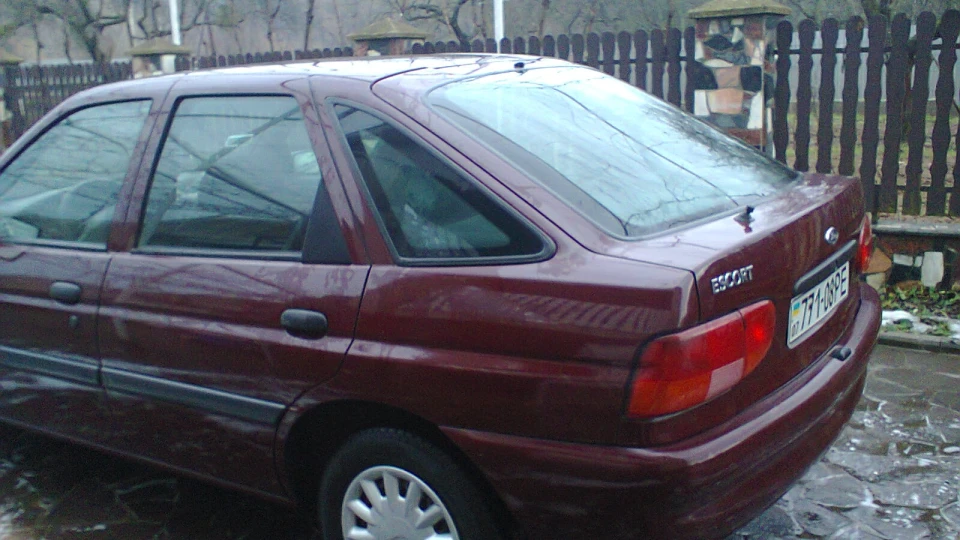 Ford Escort 2