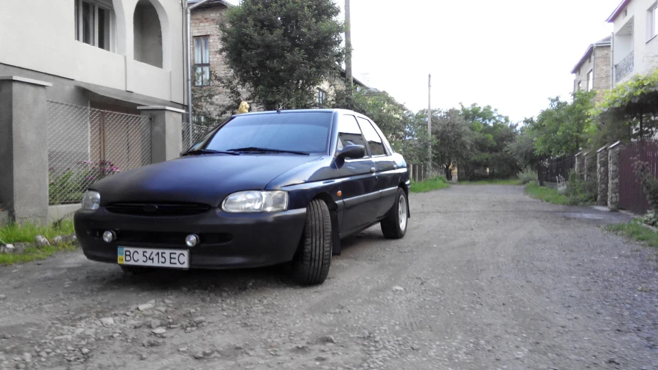 Ford Escort 5