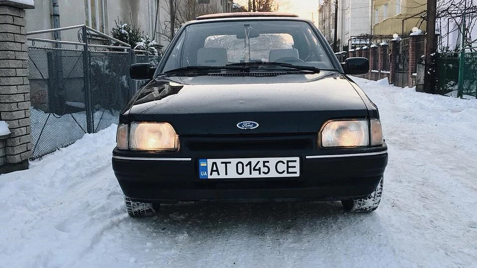 Ford Escort 2