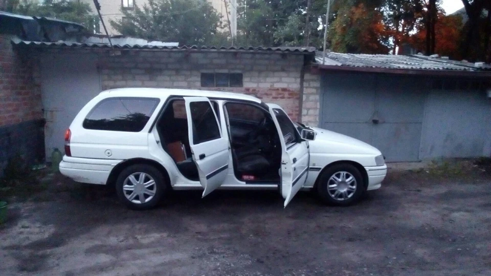 Ford Escort 5