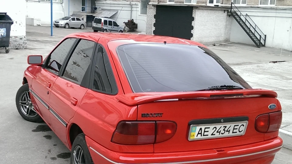 Ford Escort 2