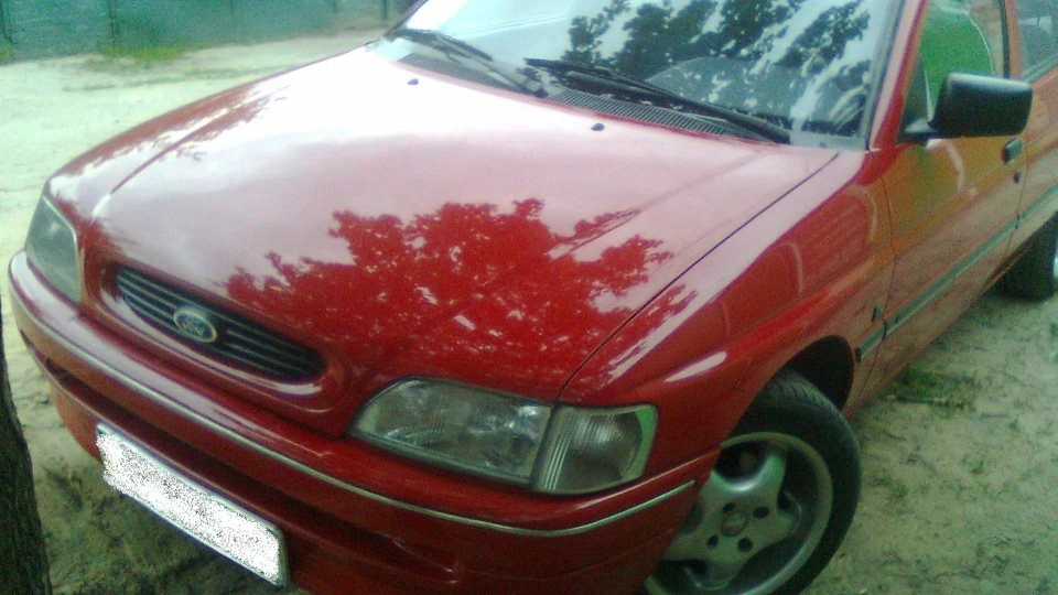 Ford Escort 2