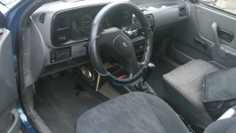 Ford Escort 2