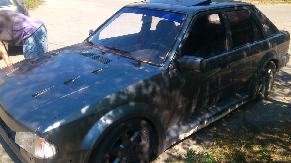 Ford Escort 2