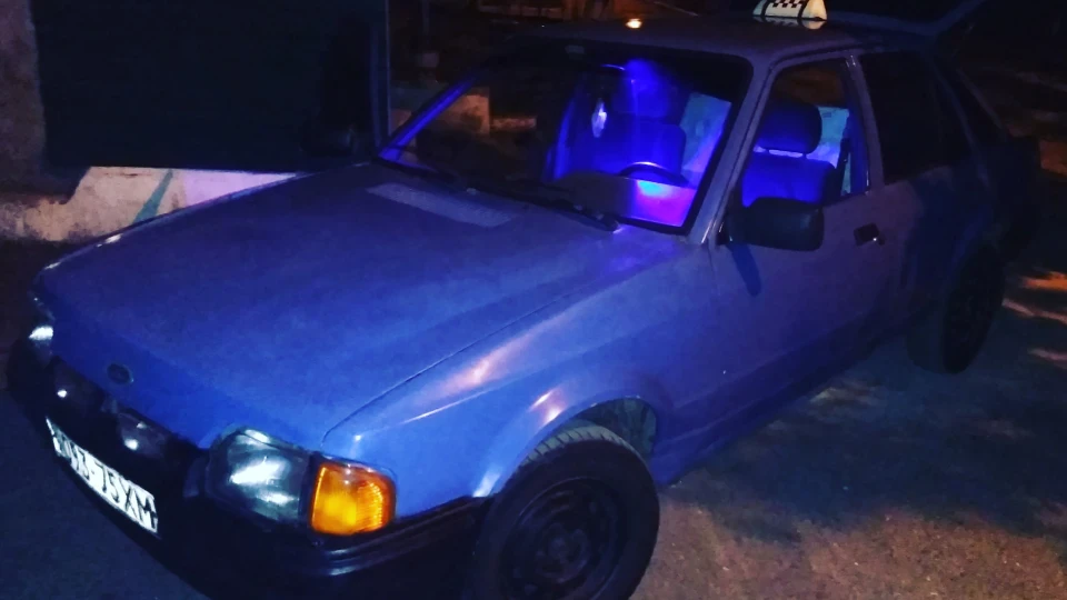 Ford Escort 2