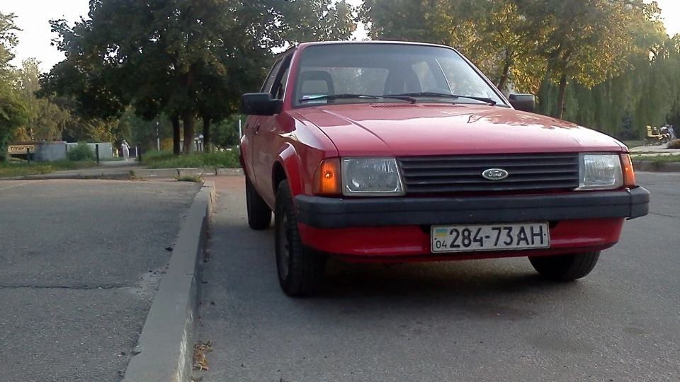 Ford Escort 2