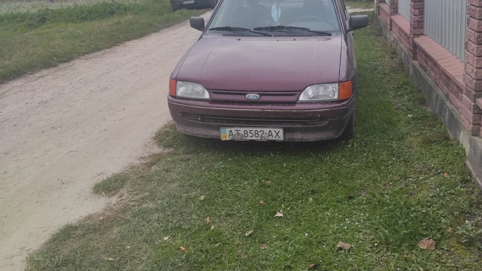 Ford Escort 2