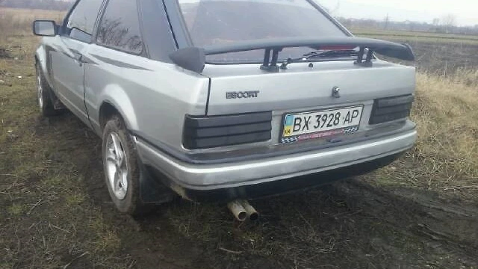 Ford Escort 3