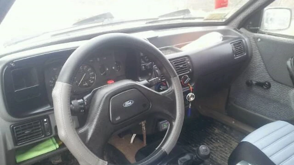 Ford Escort 4