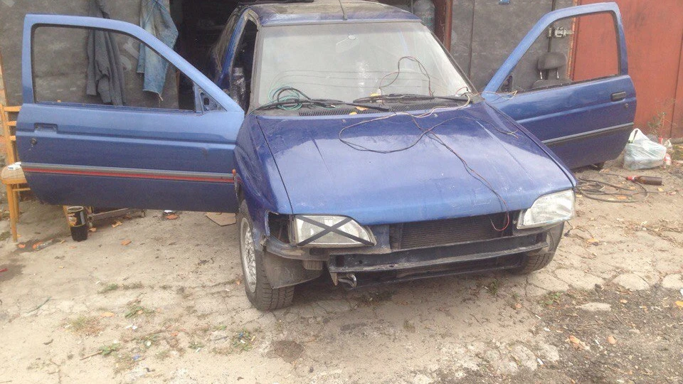 Ford Escort 2