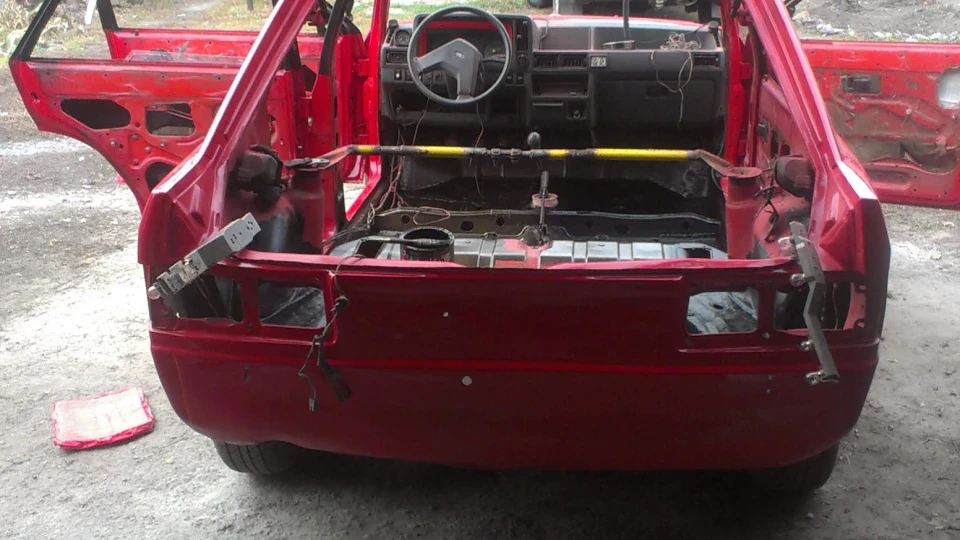 Ford Escort 1.3 cvh 5