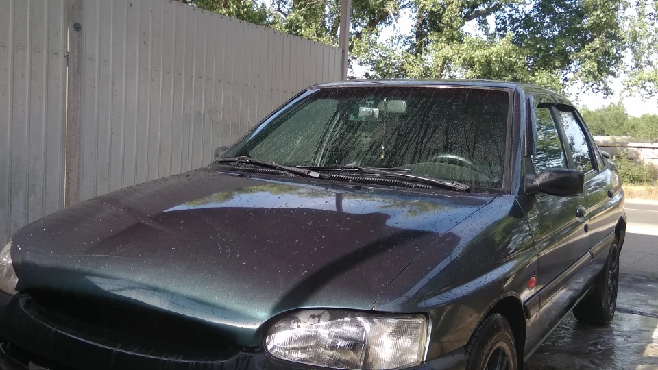 Ford Escort 1.3 EFI 2