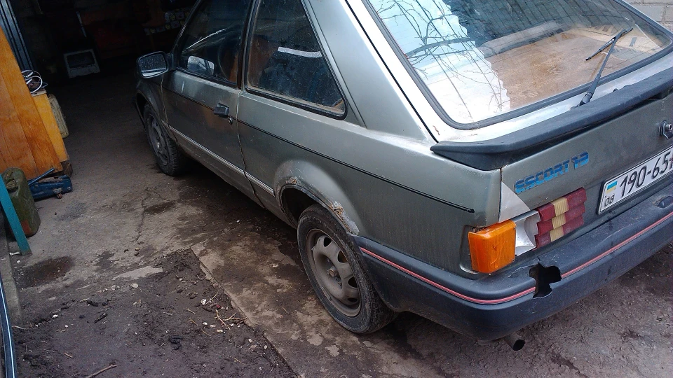 Ford Escort 1300cm3 2