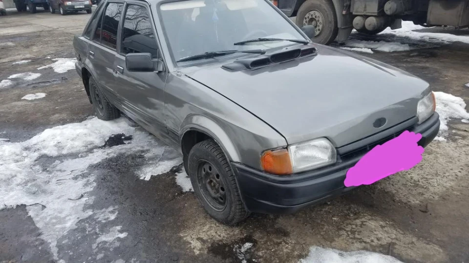 Ford Escort 1.4 бензин, 4 ст МКПП