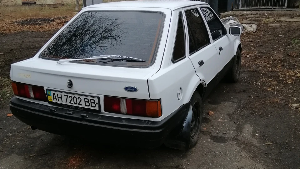 Ford Escort 1.4 cvh