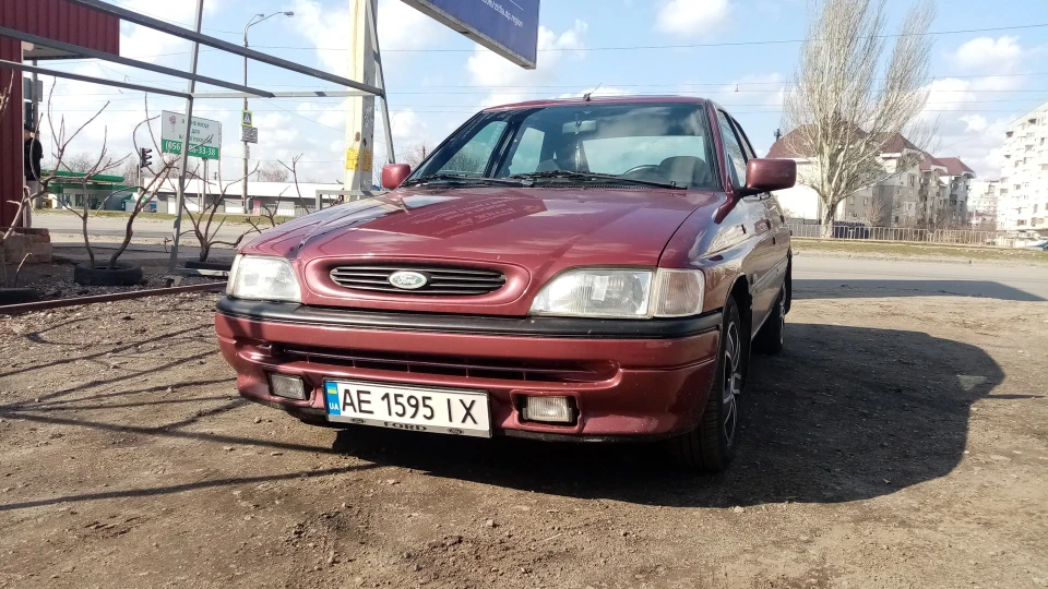 Ford Escort 1.6 16v Дрібний Вжик