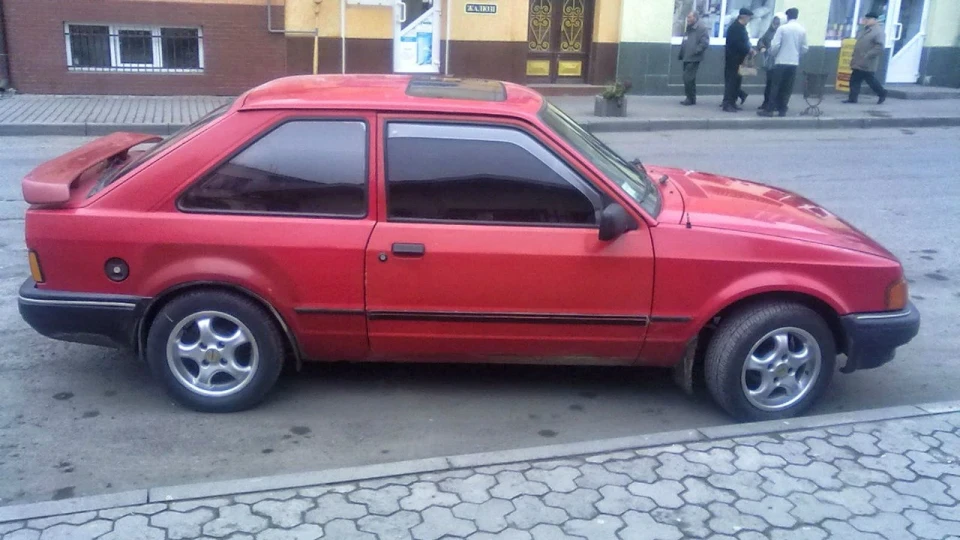 Ford Escort 1.6DC 2