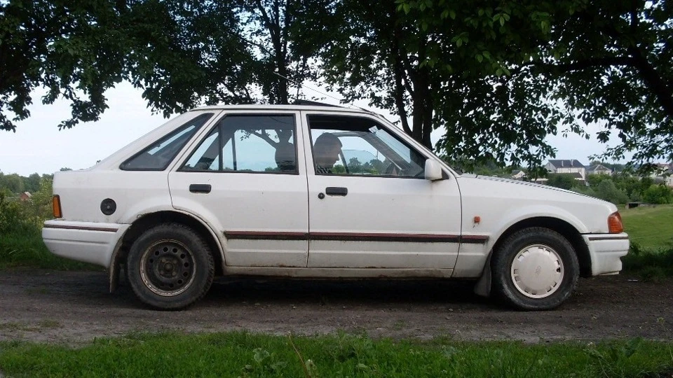 Ford Escort 1.8 diesel 2